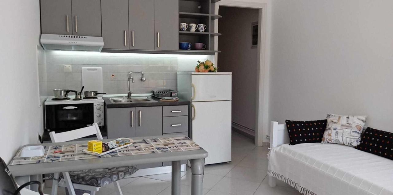 Andros Lighthouse Apartments Mesaria  Экстерьер фото