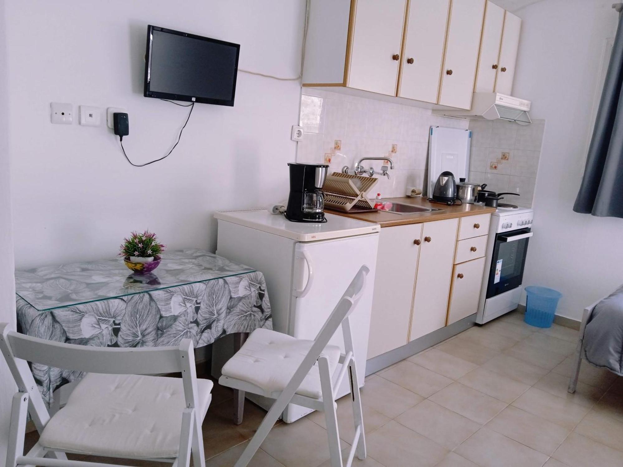 Andros Lighthouse Apartments Mesaria  Экстерьер фото